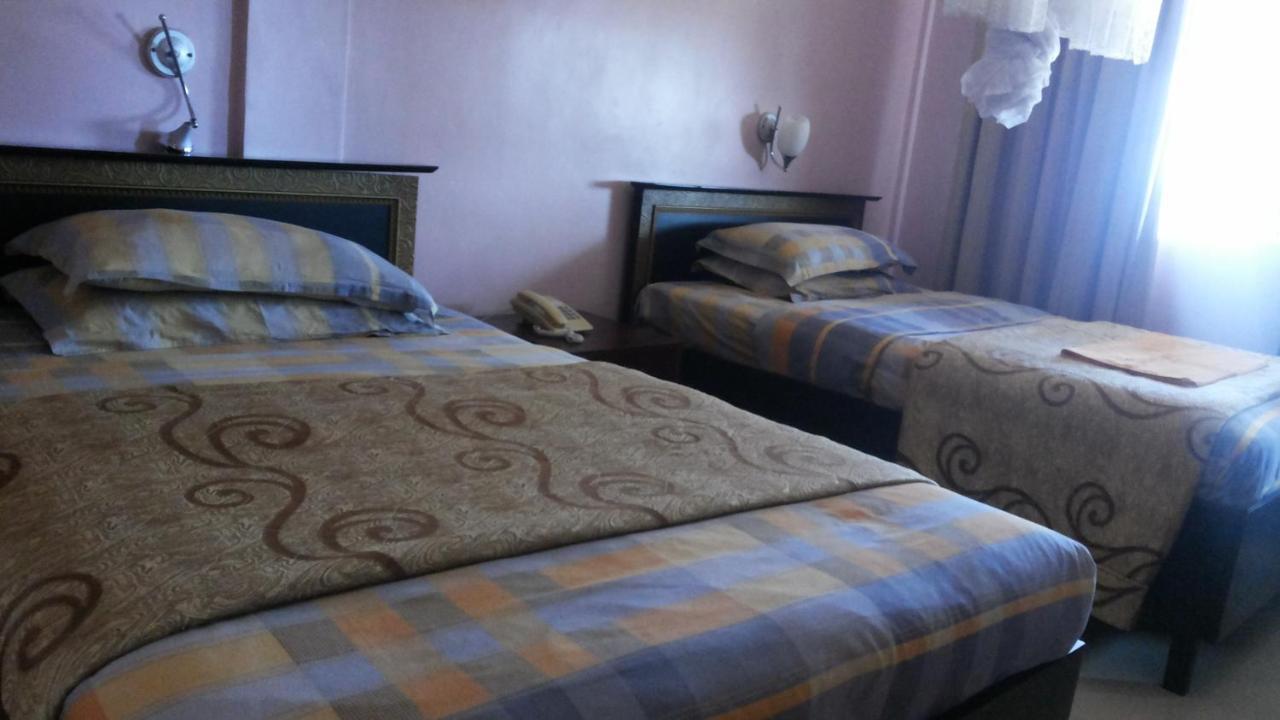 Gulu Palema Crown Hotel מראה חיצוני תמונה