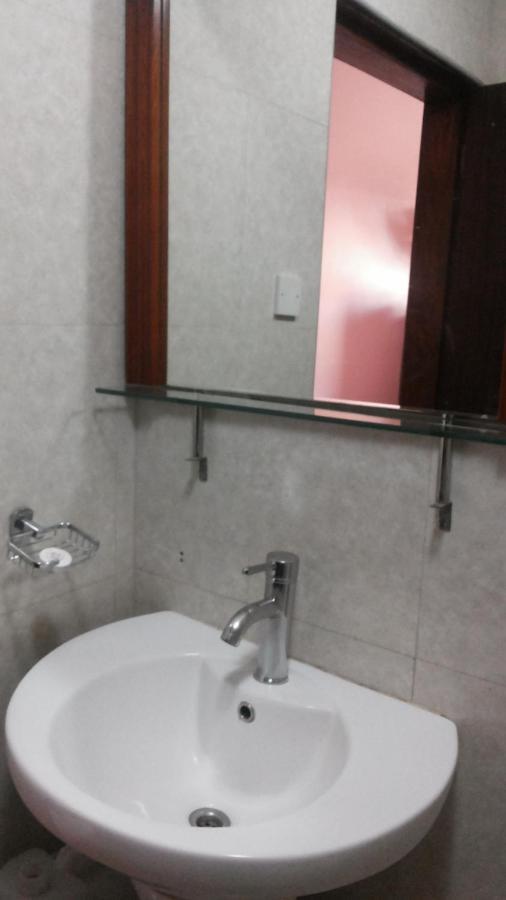Gulu Palema Crown Hotel מראה חיצוני תמונה