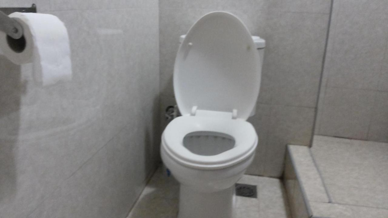 Gulu Palema Crown Hotel מראה חיצוני תמונה