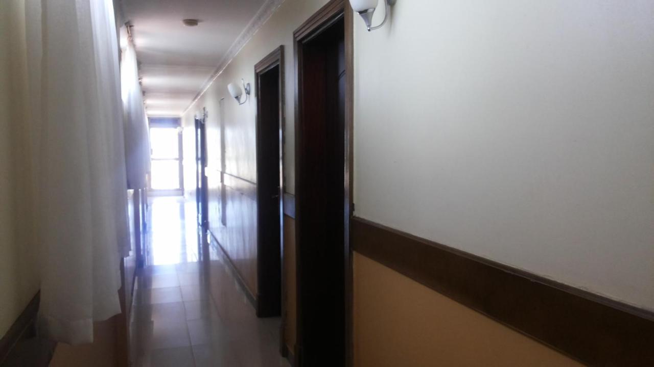 Gulu Palema Crown Hotel מראה חיצוני תמונה