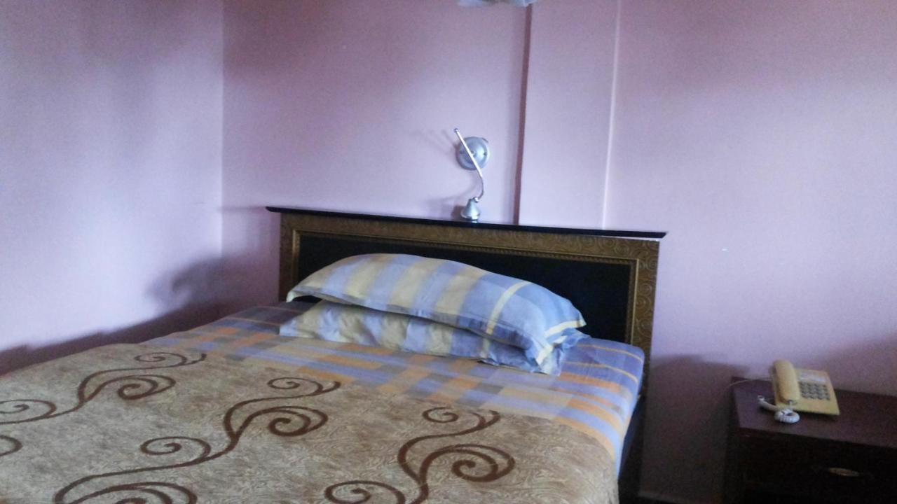 Gulu Palema Crown Hotel מראה חיצוני תמונה