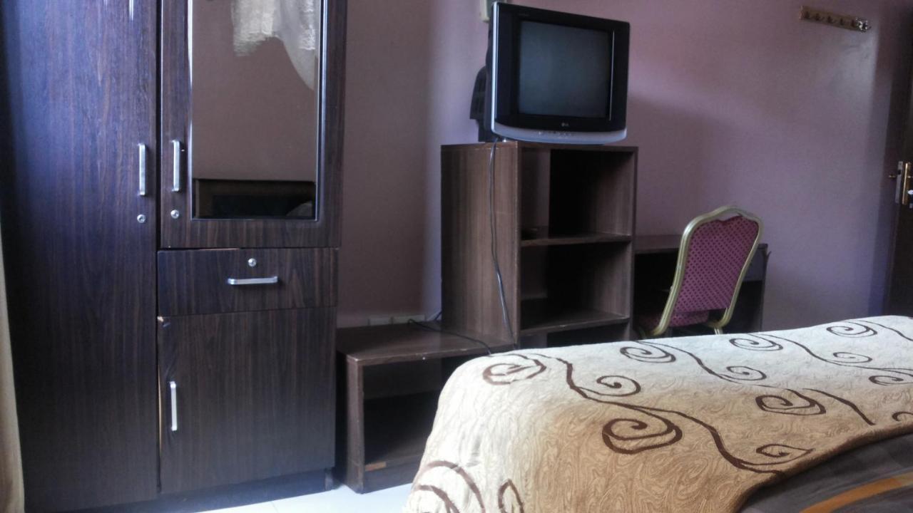 Gulu Palema Crown Hotel מראה חיצוני תמונה